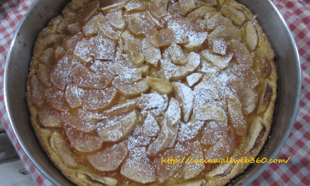 Torta di mele e marmellata d’albicocche