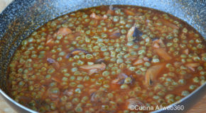 Seppie con piselli in umido