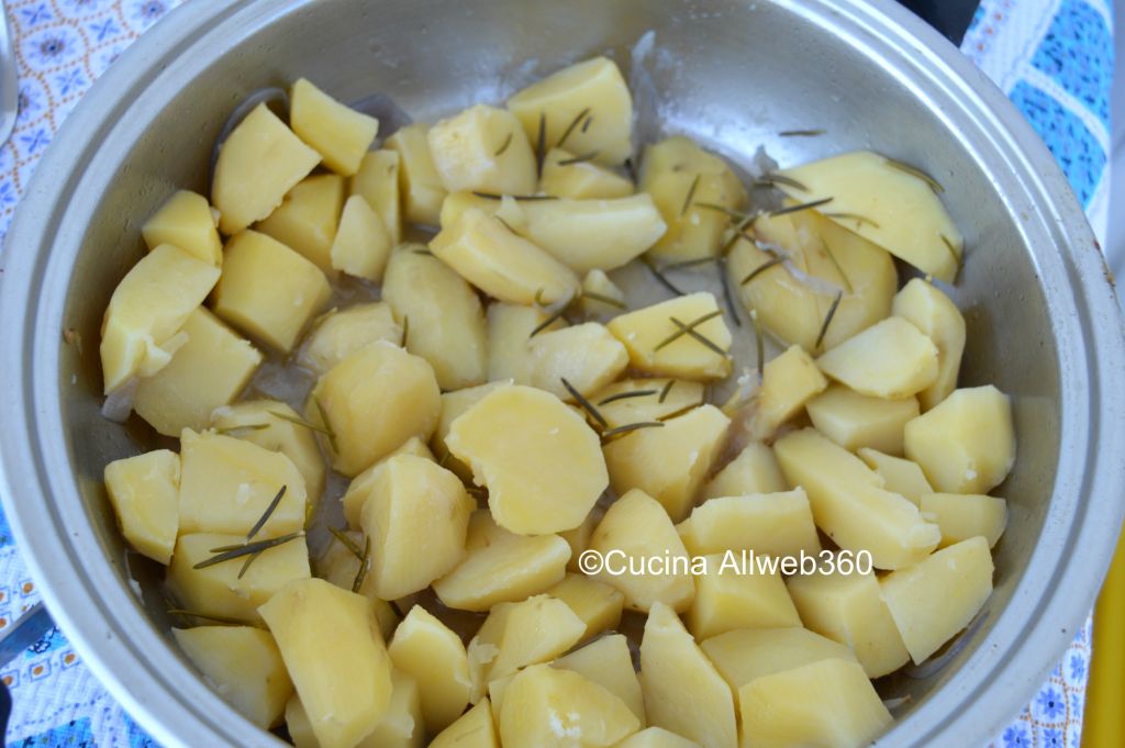 patate in umido con cipolla