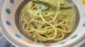 Pasta con asparagi e mascarpone