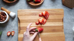 Come tagliare le fragole per decorare