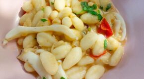Gnocchi seppie e fagioli cannellini