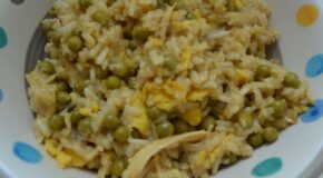 Riso alla cantonese con pollo