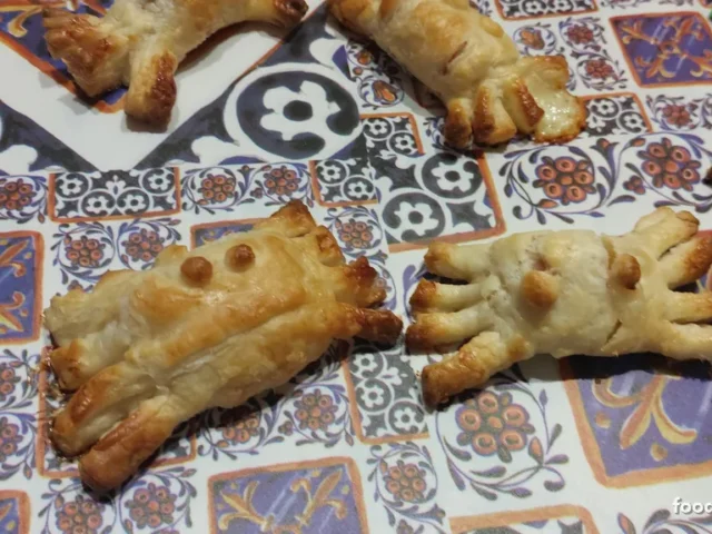 Ragnetti di pasta sfoglia